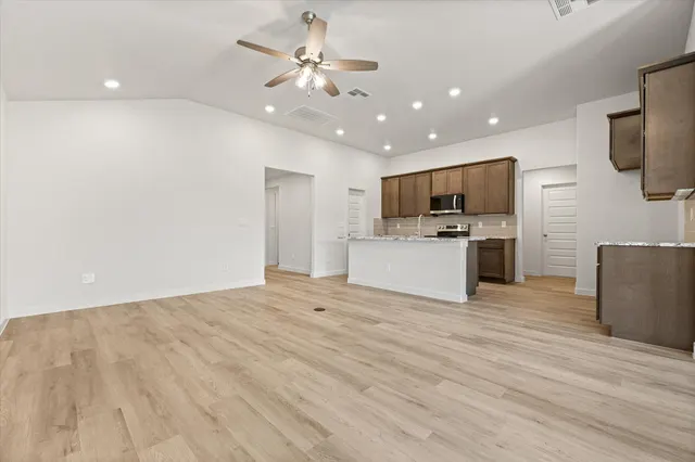 Photo 7 — 2419 Bryan Avenue, Wolfforth, TX 79382
