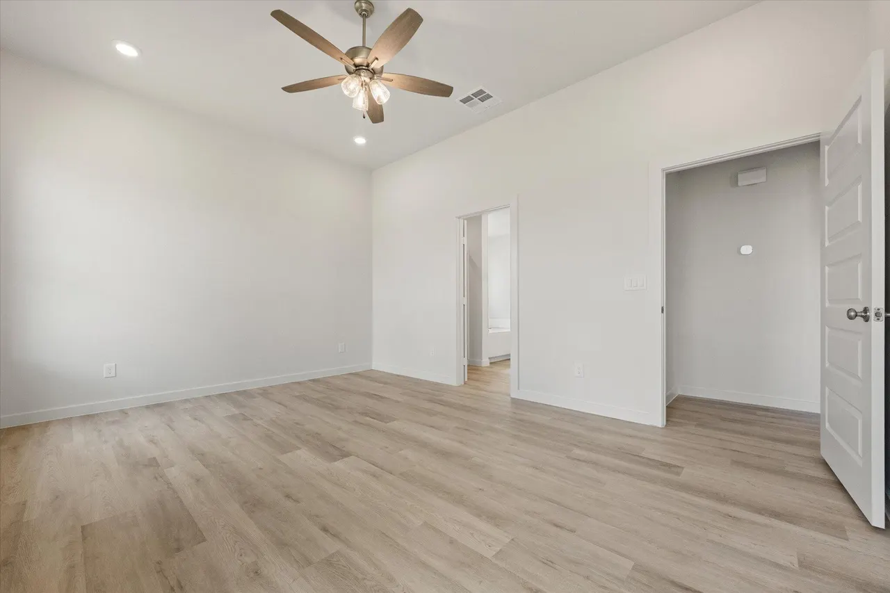 Photo 12 — 7005 53rd Street, Lubbock, TX 79407