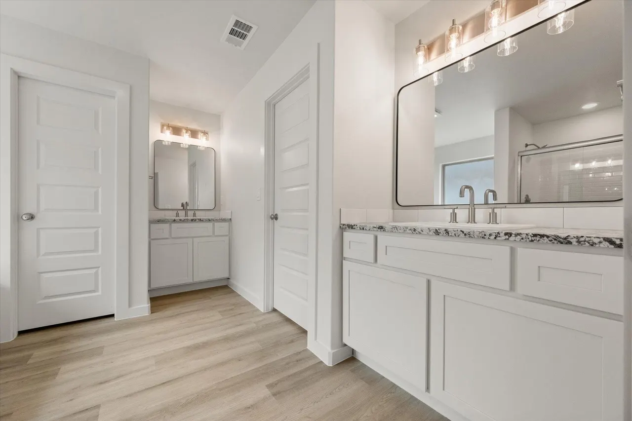 Photo 13 — 7005 53rd Street, Lubbock, TX 79407