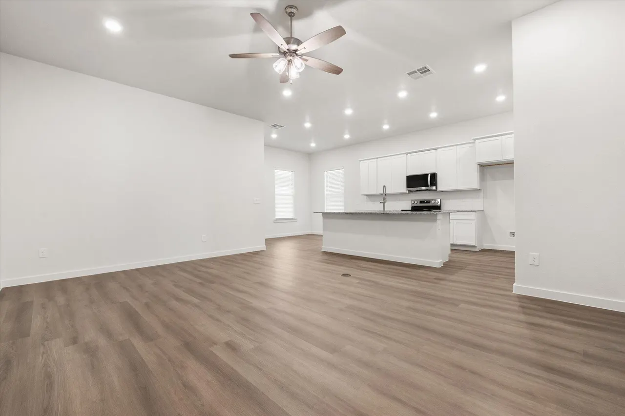 Photo 5 — 12006 Ironton Avenue, Lubbock, TX 79424