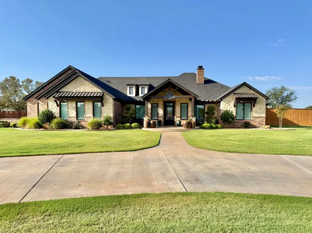 Front exterior — 5105 County Road 7630, Lubbock, TX 79424