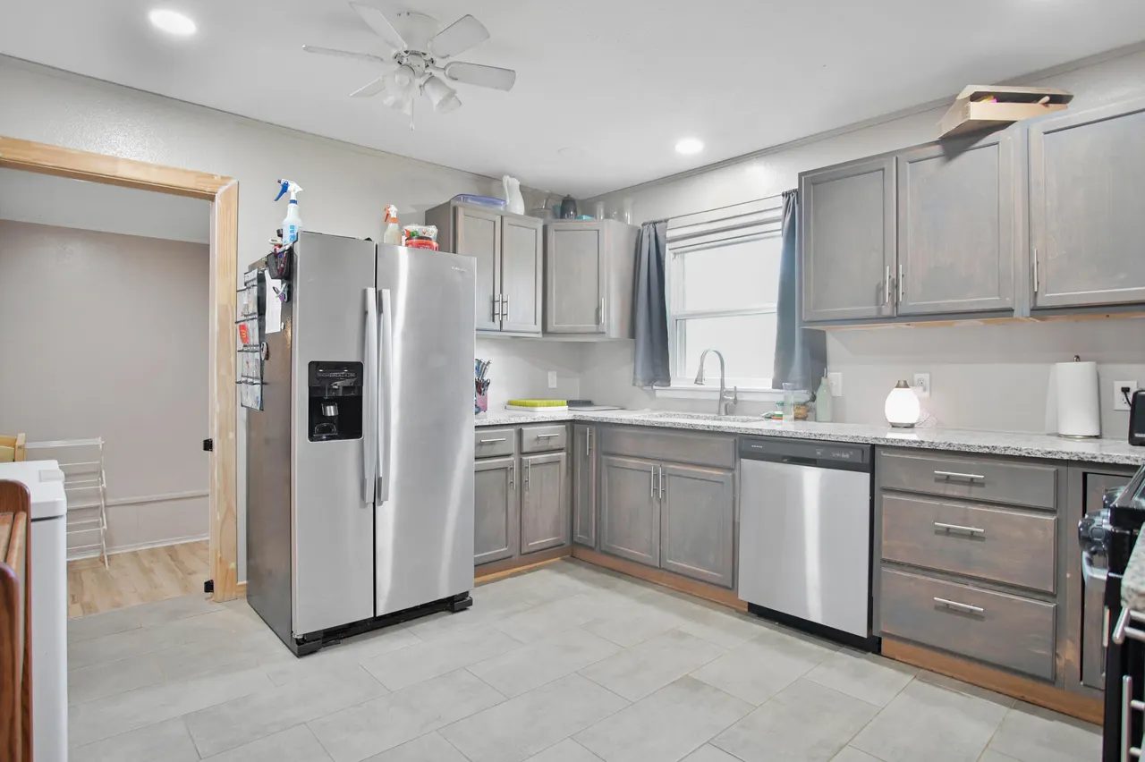 Photo 15 — 704 4th Street, Smyer, TX 79367