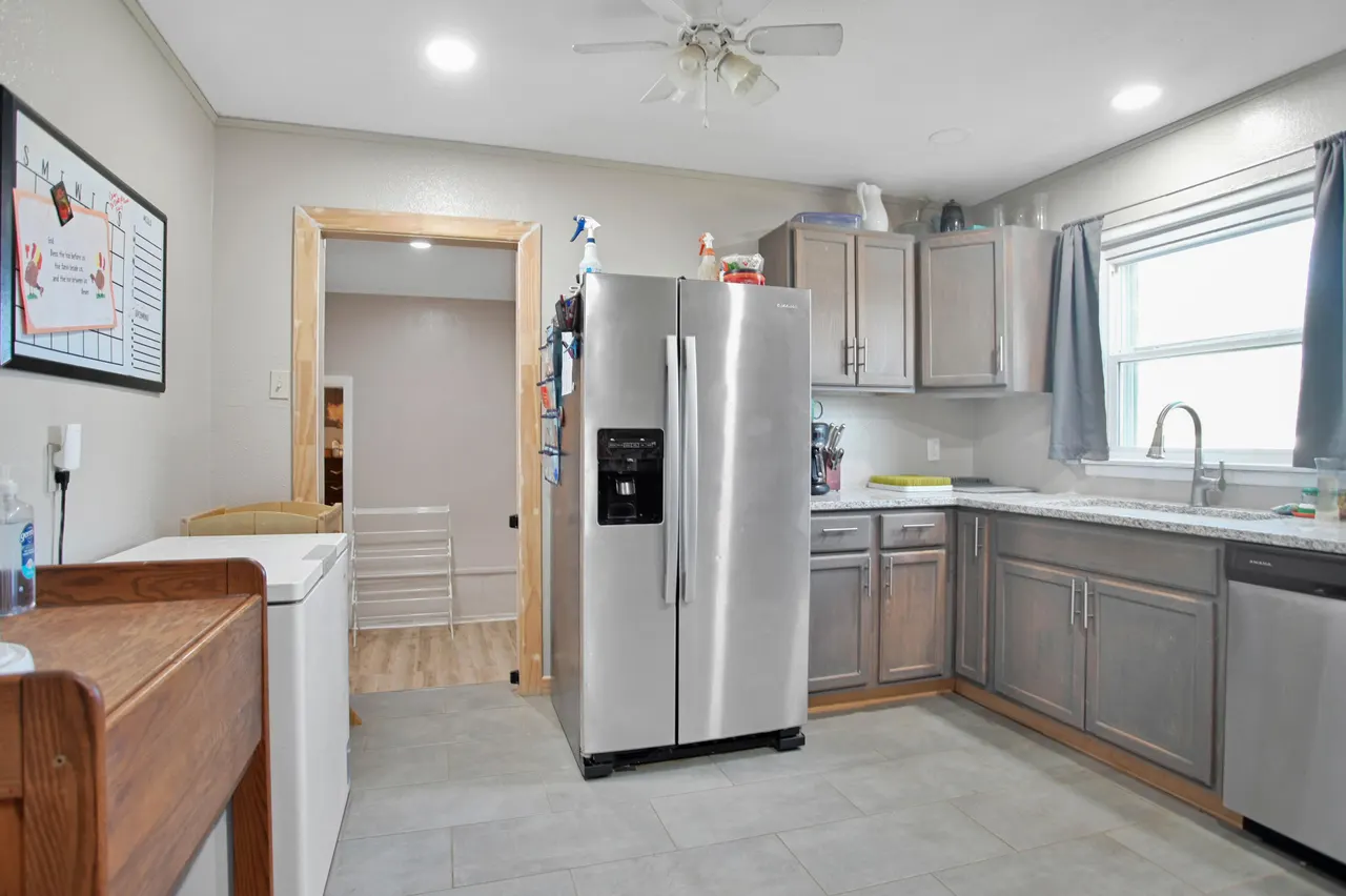 Photo 16 — 704 4th Street, Smyer, TX 79367