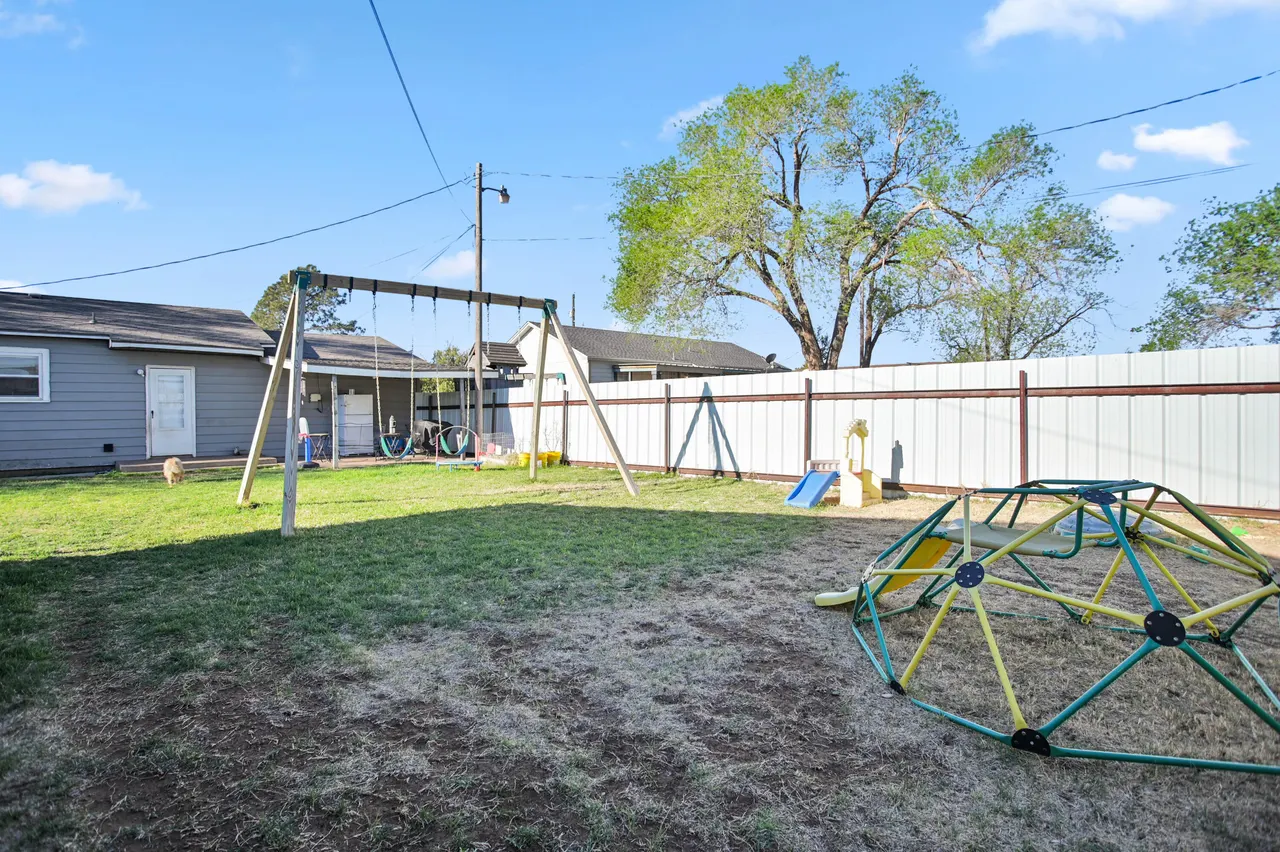 Photo 36 — 704 4th Street, Smyer, TX 79367