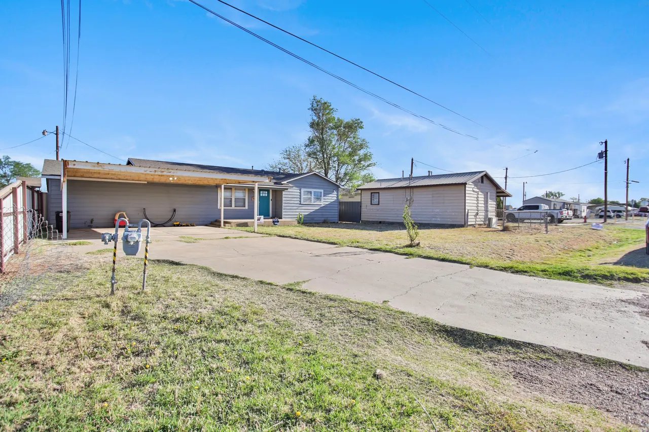 Photo 38 — 704 4th Street, Smyer, TX 79367