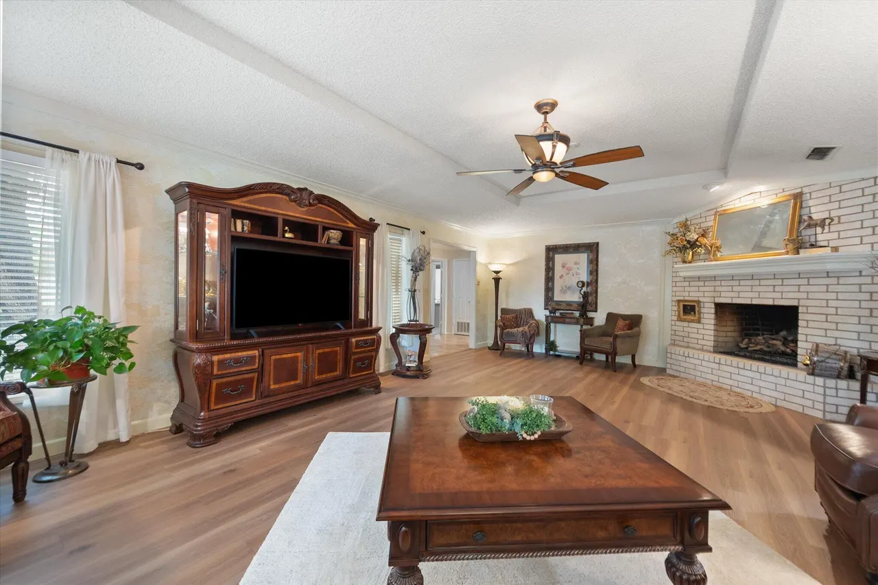 Photo 7 — 3201 81st Street, Lubbock, TX 79423