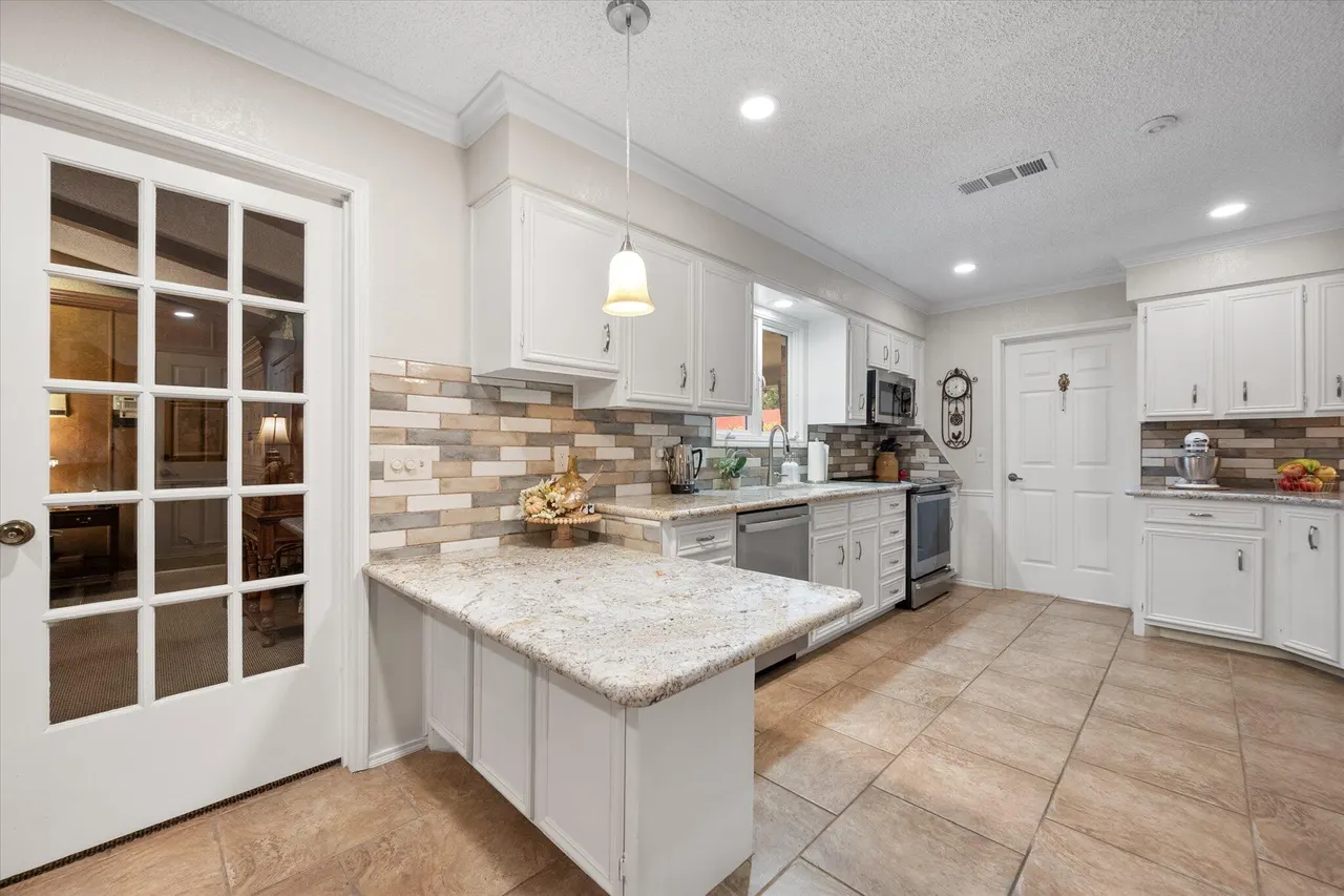 Photo 10 — 3201 81st Street, Lubbock, TX 79423