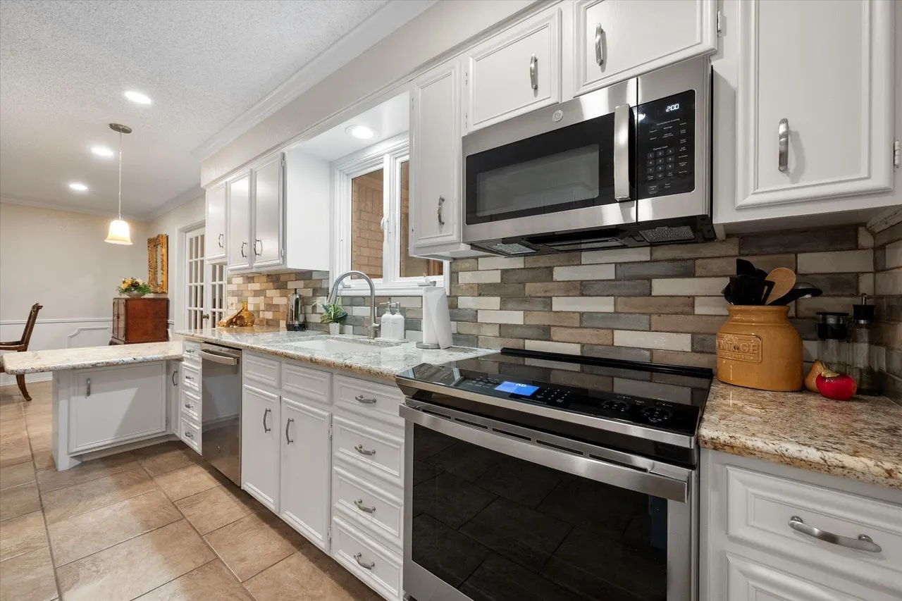 Photo 11 — 3201 81st Street, Lubbock, TX 79423