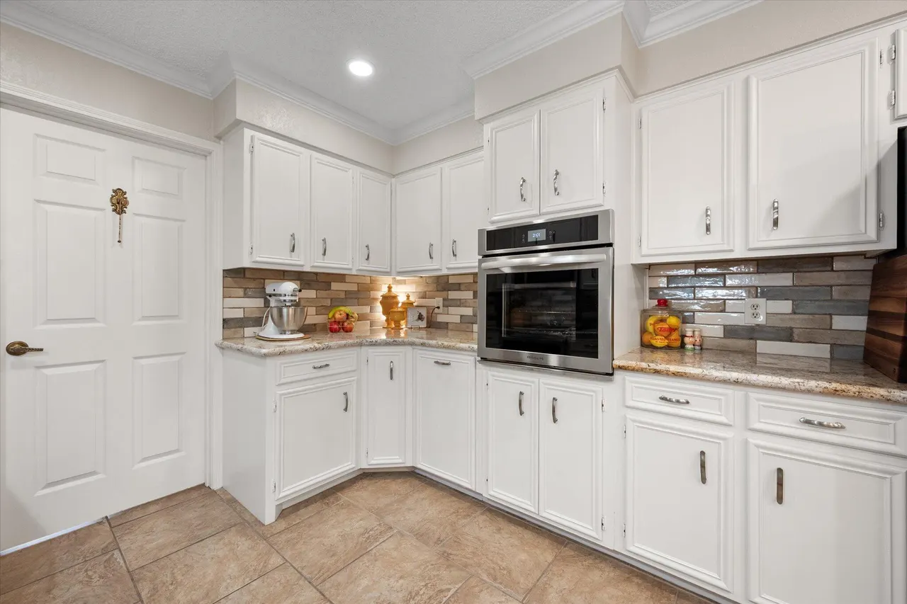Photo 12 — 3201 81st Street, Lubbock, TX 79423