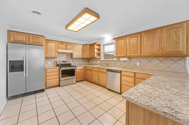 Photo 5 — 4216 51st Street, Lubbock, TX 79413