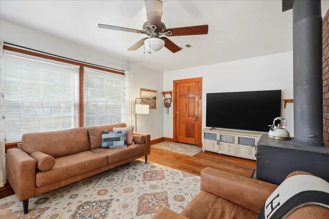 Photo 5 — 2408 Avenue T, Lubbock, TX 79411
