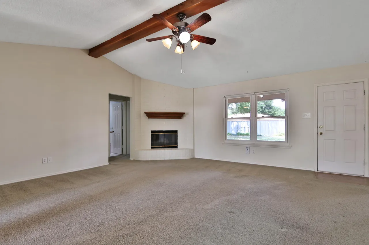 Photo 3 — 1008 Hyden Avenue, Lubbock, TX 79416
