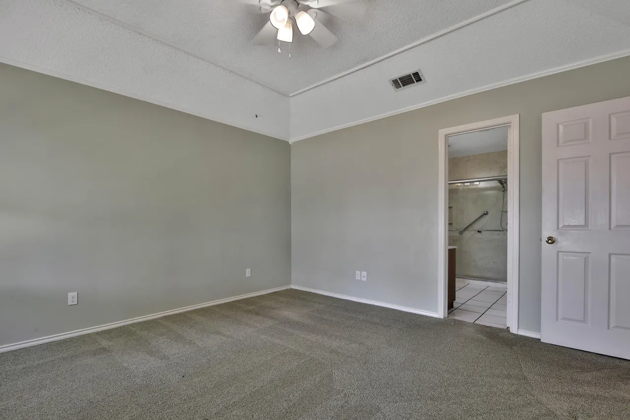 Photo 11 — 1008 Hyden Avenue, Lubbock, TX 79416
