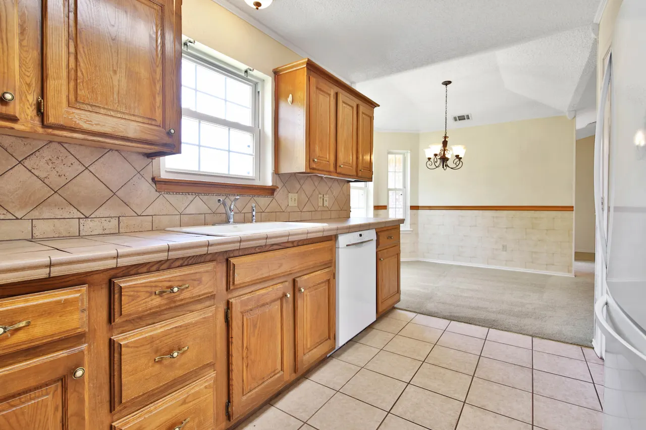 Photo 8 — 1008 Hyden Avenue, Lubbock, TX 79416