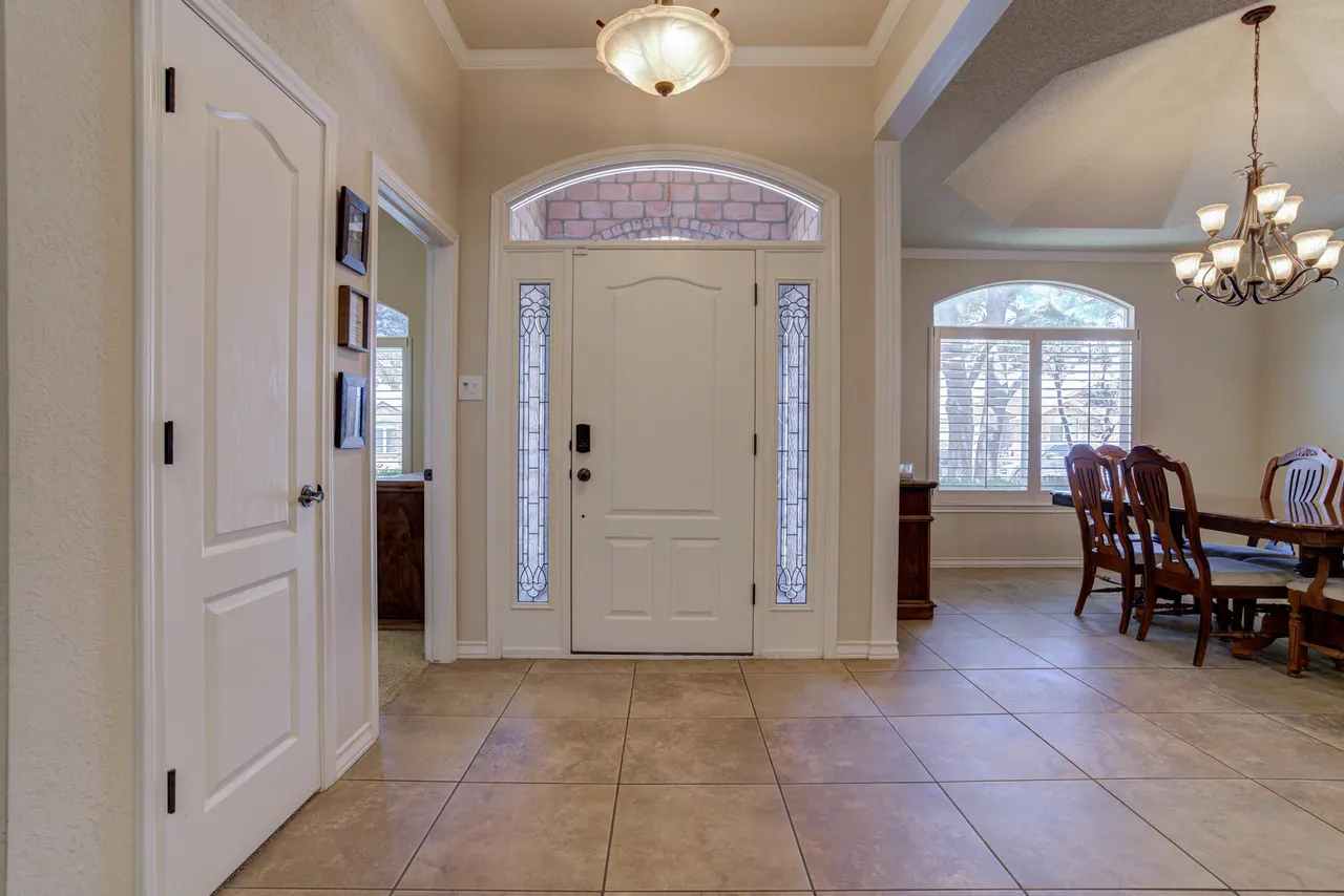 Photo 2 — 6105 76th Street, Lubbock, TX 79424