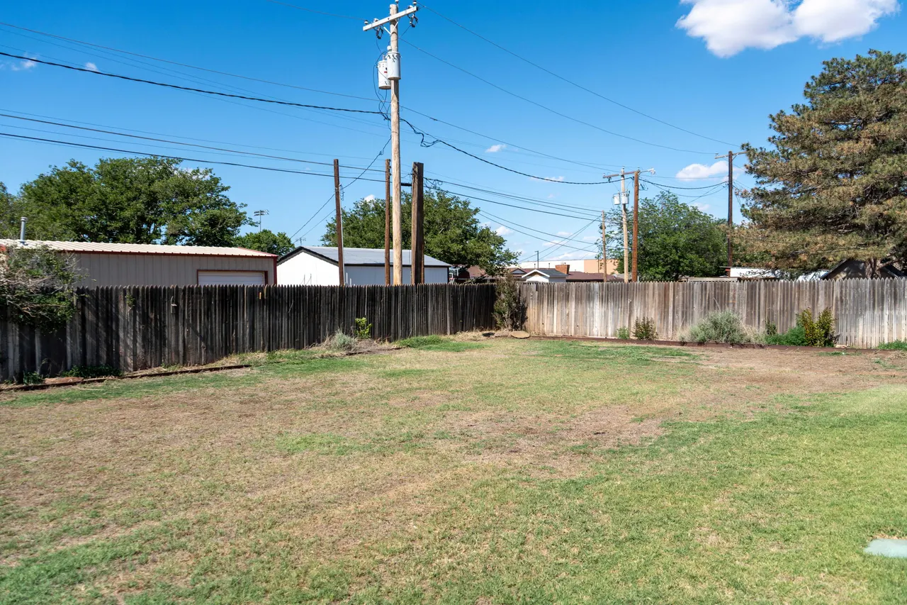 Photo 26 — 820 W Missouri Street, Floydada, TX 79235