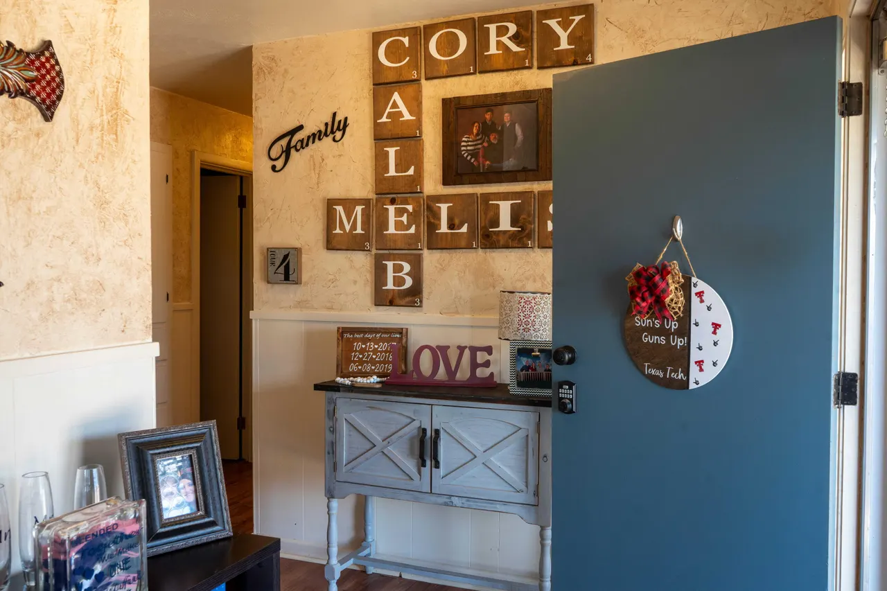 Photo 3 — 820 W Missouri Street, Floydada, TX 79235