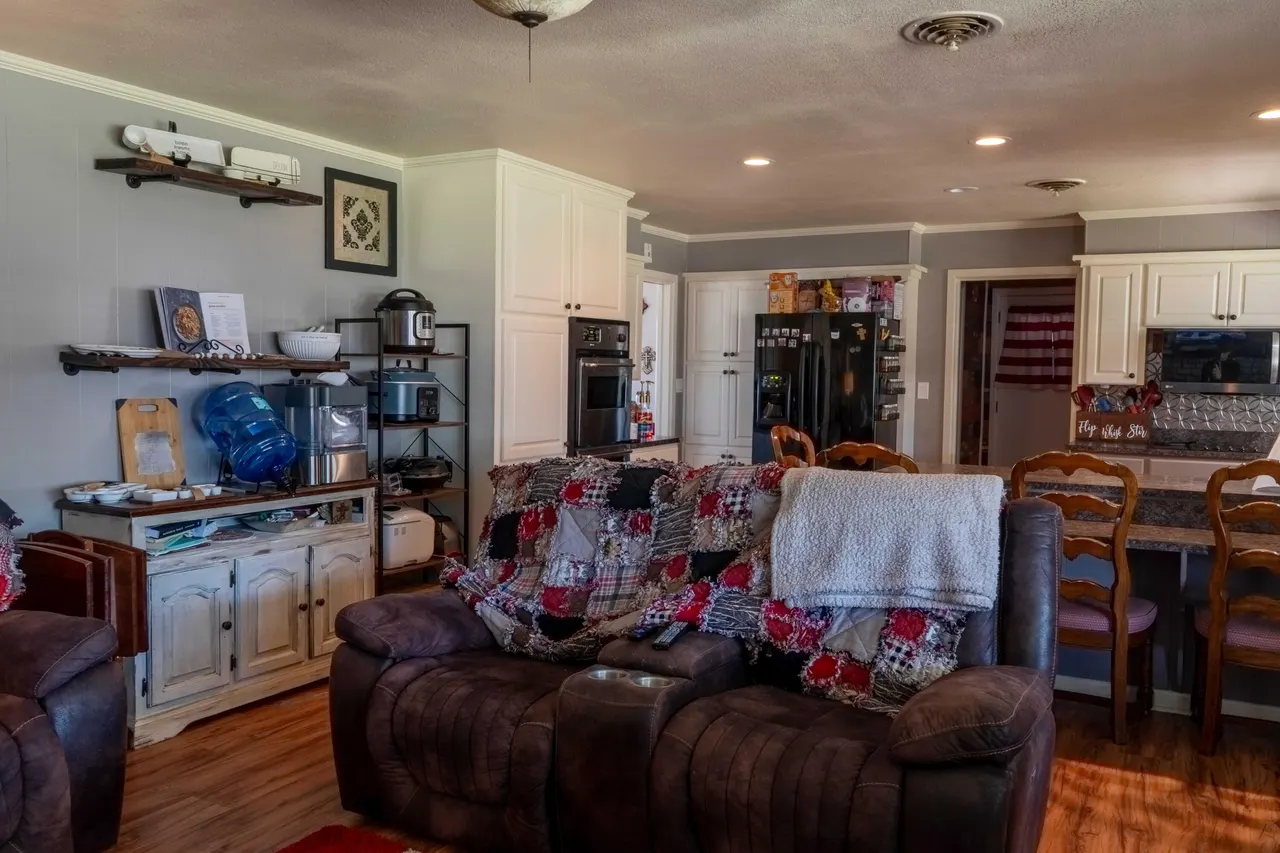 Photo 6 — 820 W Missouri Street, Floydada, TX 79235
