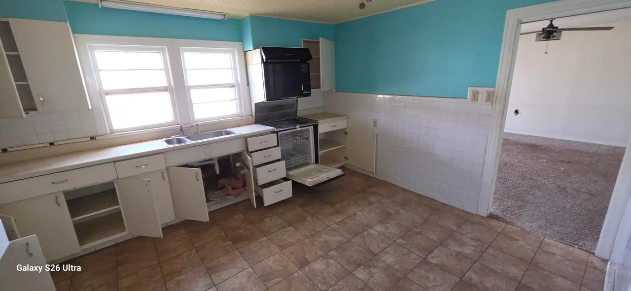 Photo 8 — 706 E Buckley Street, Brownfield, TX 79316