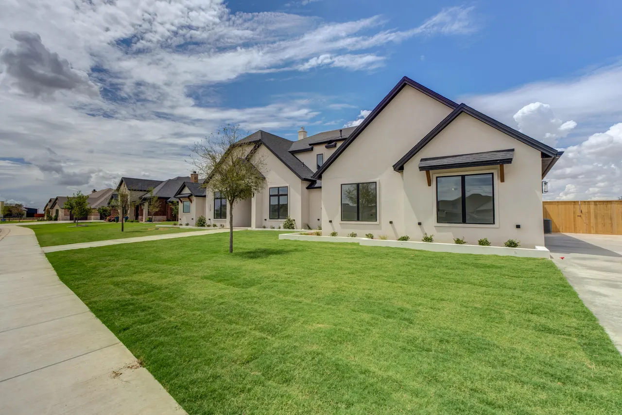 Photo 10 — 7710 46th Street, Lubbock, TX 79407