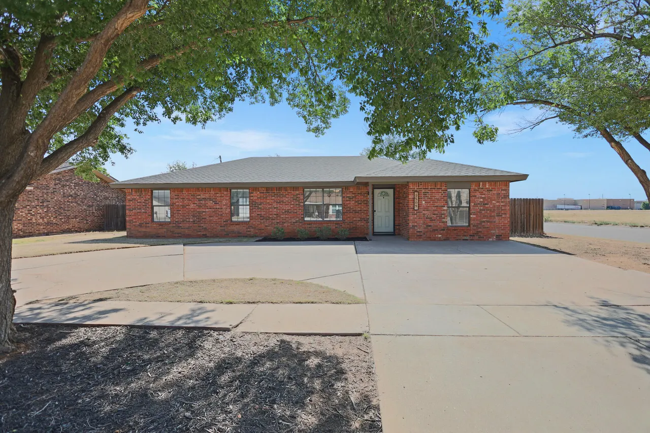 Photo 2 — 2509 Juneau Avenue, Lubbock, TX 79407