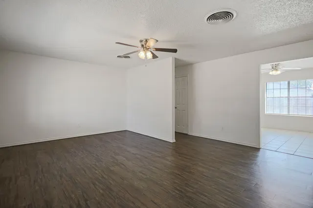 Photo 3 — 2509 Juneau Avenue, Lubbock, TX 79407