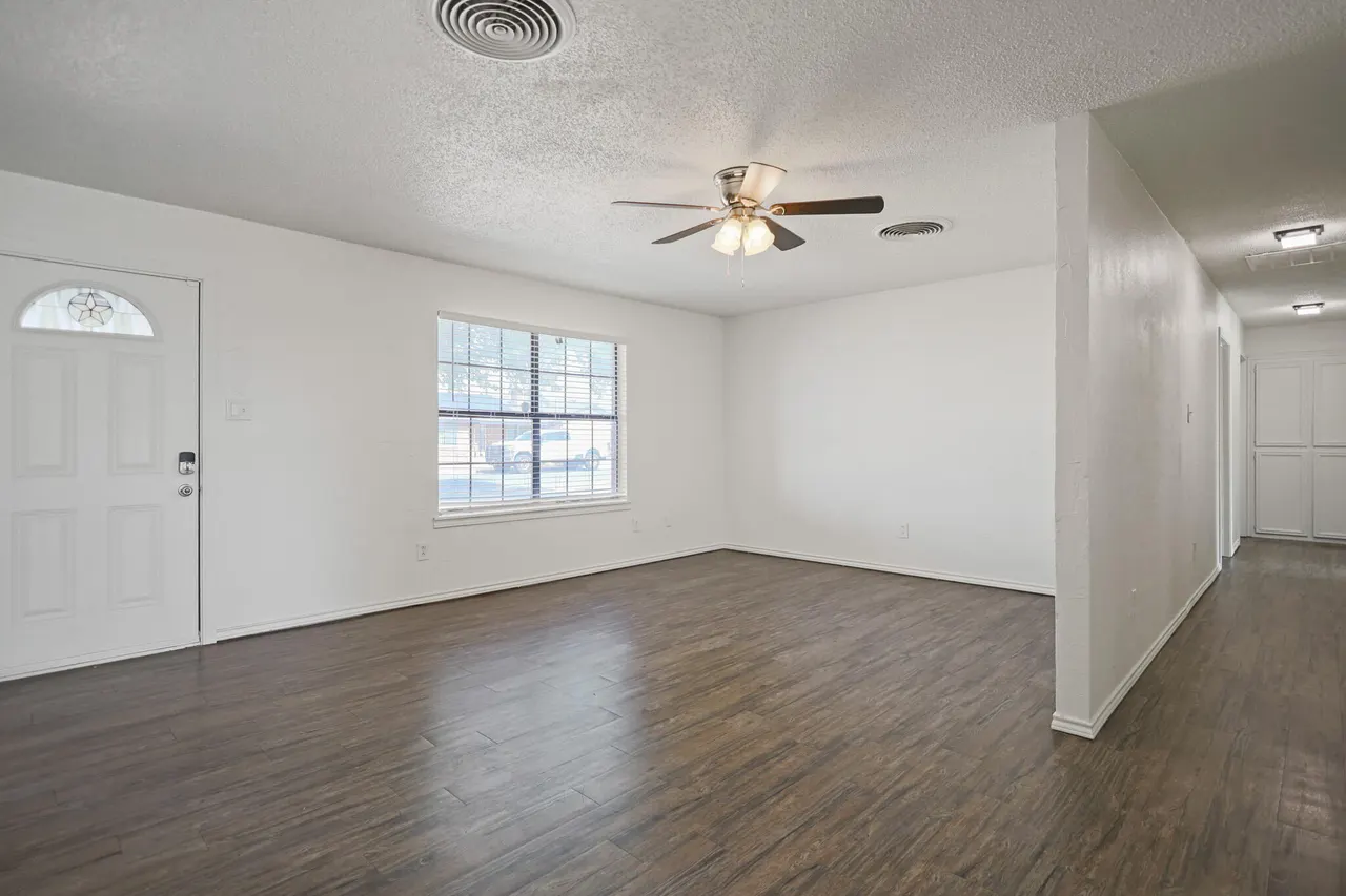 Photo 4 — 2509 Juneau Avenue, Lubbock, TX 79407
