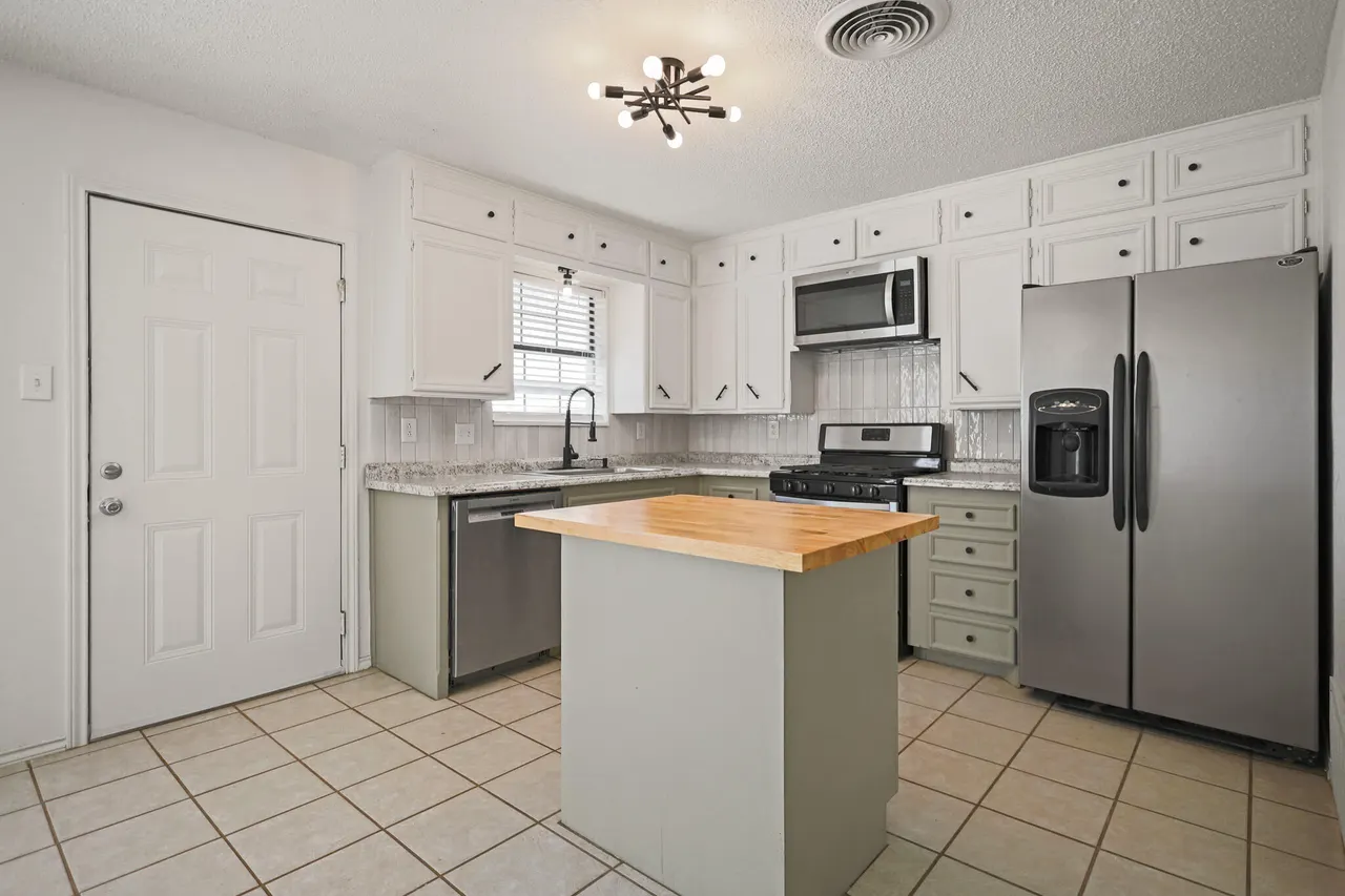 Photo 7 — 2509 Juneau Avenue, Lubbock, TX 79407