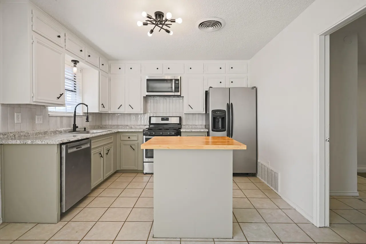 Photo 8 — 2509 Juneau Avenue, Lubbock, TX 79407