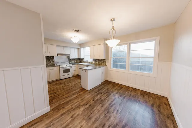 Photo 4 — 3432 60th Street, Lubbock, TX 79413