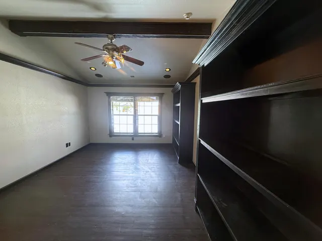 Photo 6 — 4823 10th Street, Lubbock, TX 79416