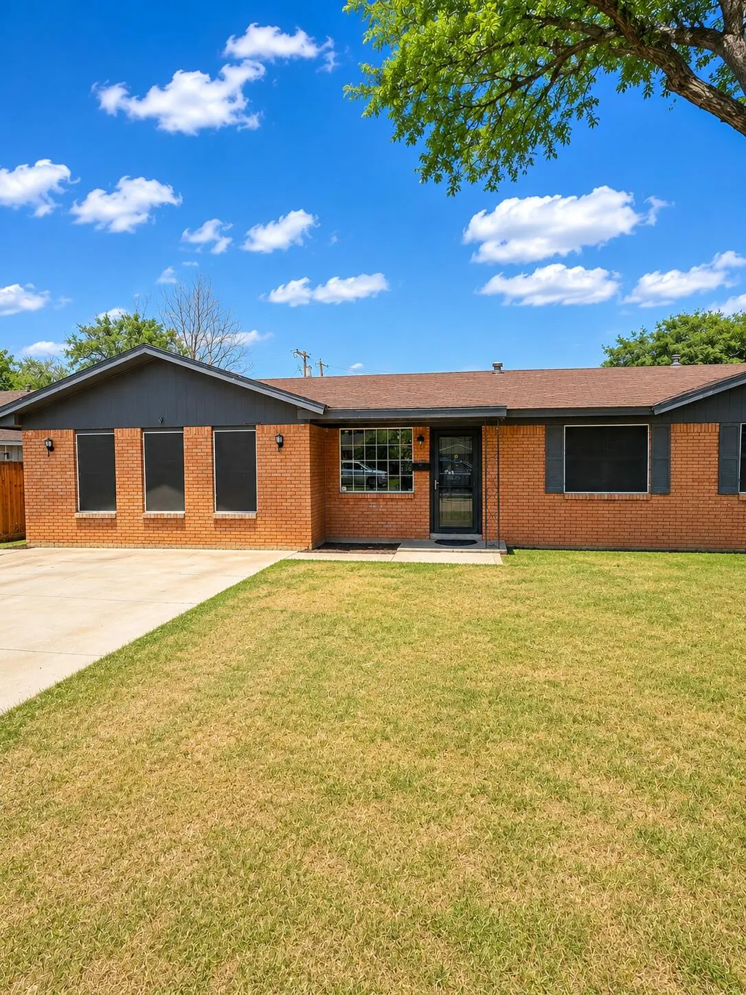 Front exterior — 5518 16th Place, Lubbock, TX 79416