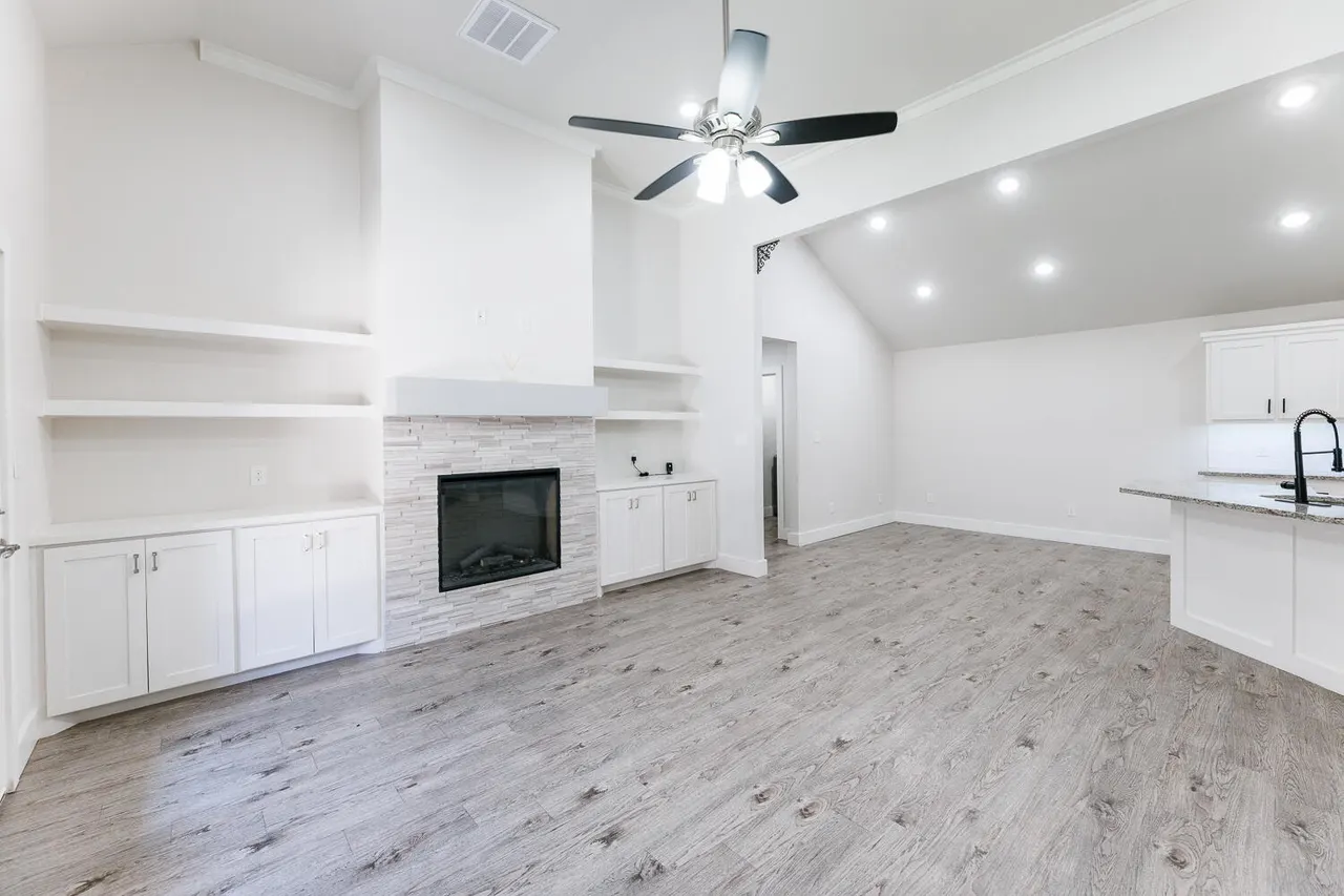 Photo 13 — 204 Cowboy Lane, Wolfforth, TX 79382