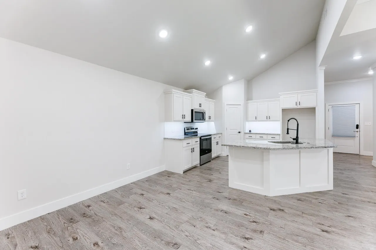 Photo 17 — 204 Cowboy Lane, Wolfforth, TX 79382