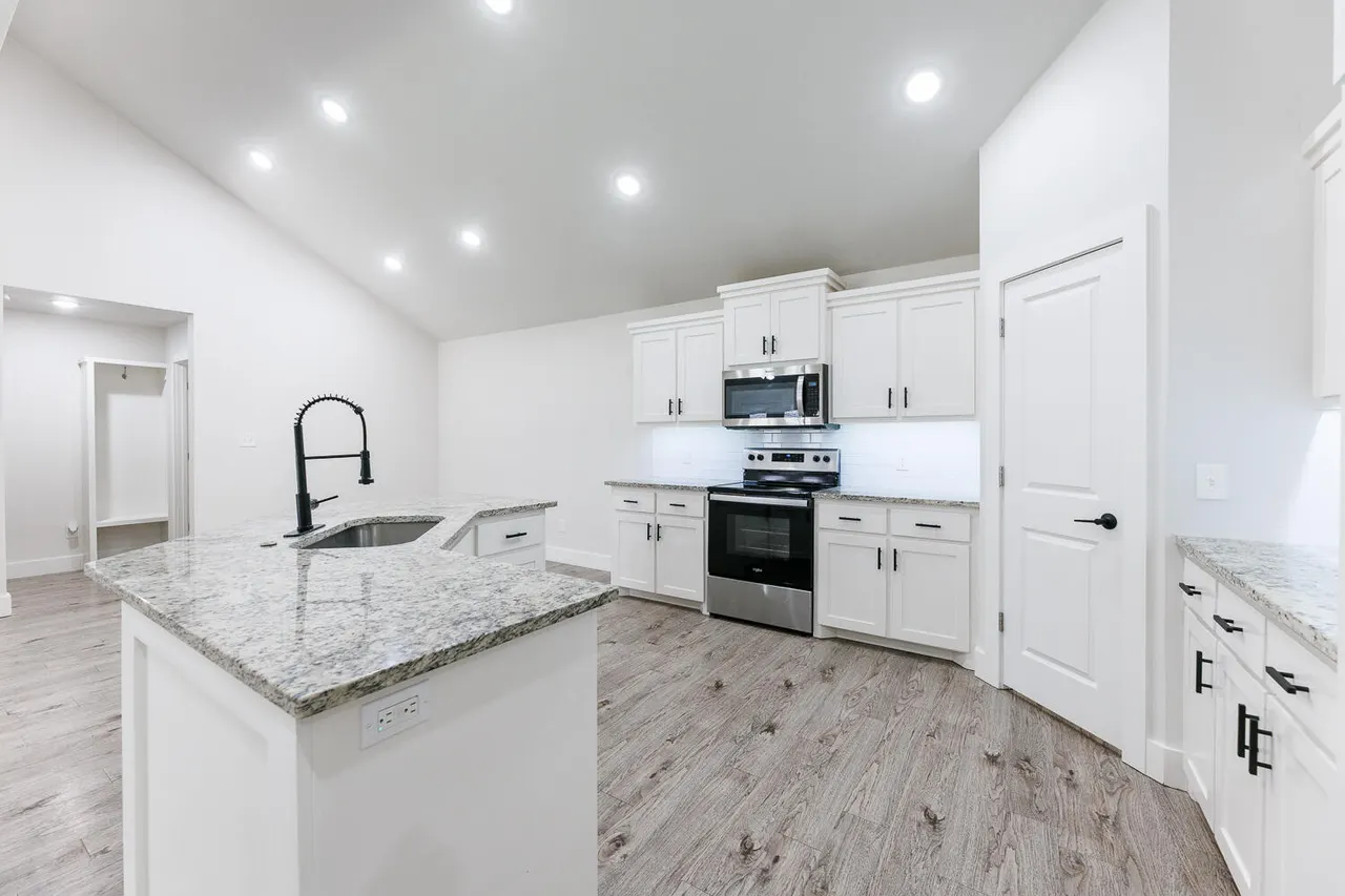 Photo 26 — 204 Cowboy Lane, Wolfforth, TX 79382