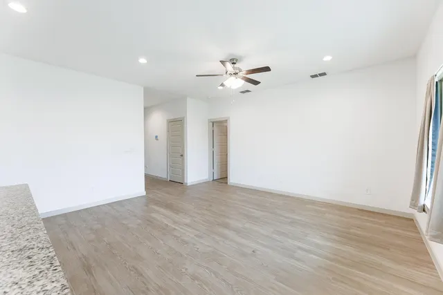 Photo 6 — 2305 150th Street, Lubbock, TX 79423