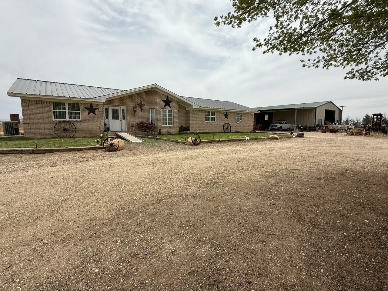 Photo 2 — 77 FM1731, Muleshoe, TX 79347