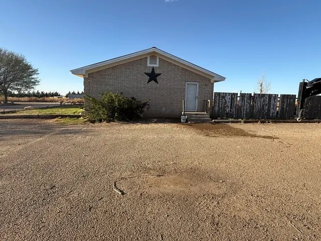 Photo 8 — 77 FM1731, Muleshoe, TX 79347