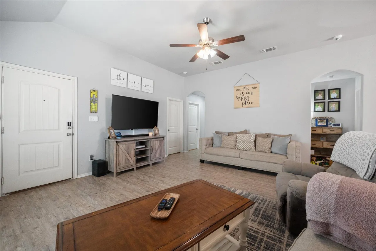 Photo 7 — 1424 Kingston Street, Wolfforth, TX 79382
