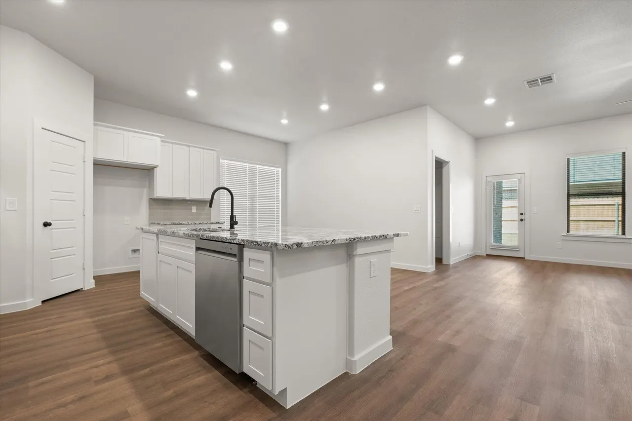 Photo 14 — 12008 Justice Avenue, Lubbock, TX 79424