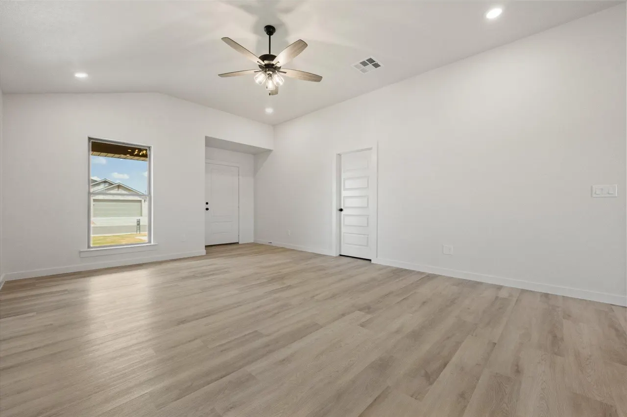 Photo 7 — 6314 Venita Avenue, Lubbock, TX 79407