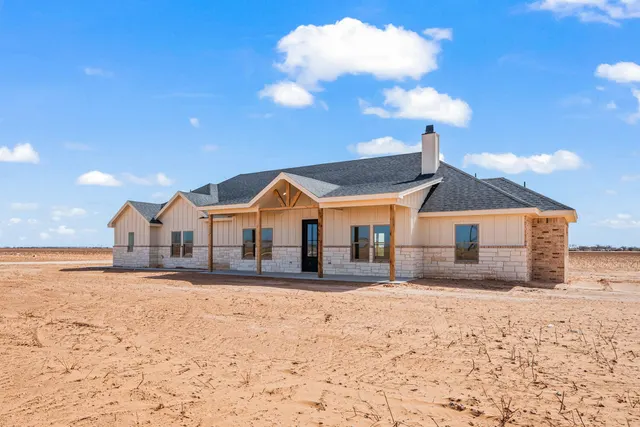 Photo 4 — 5513 County Road 6100, Lubbock, TX 79415