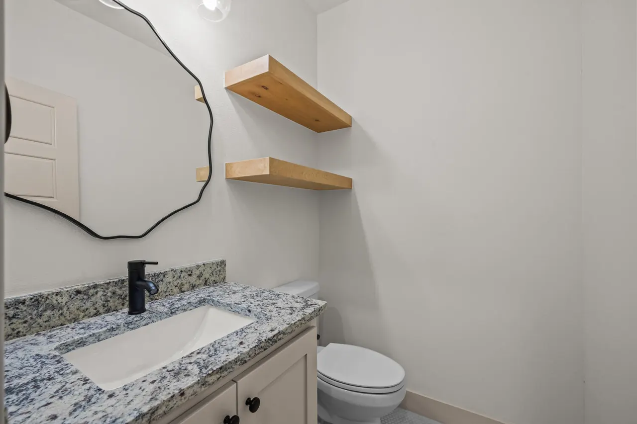 Photo 5 — 5513 County Road 6100, Lubbock, TX 79415