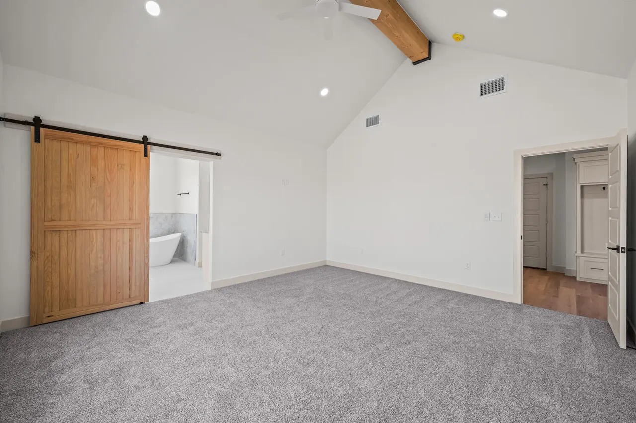 Photo 7 — 5513 County Road 6100, Lubbock, TX 79415