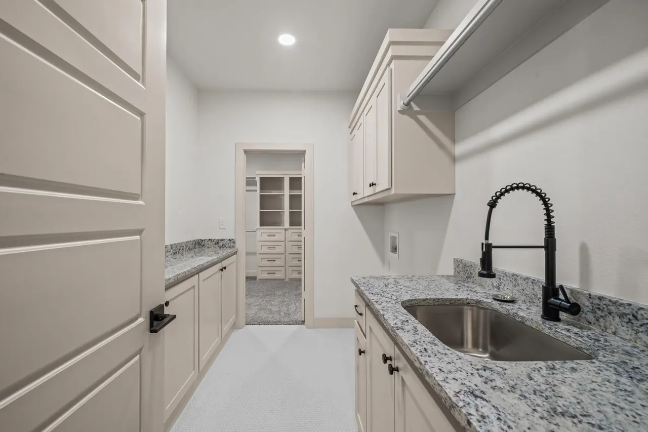 Photo 19 — 5513 County Road 6100, Lubbock, TX 79415