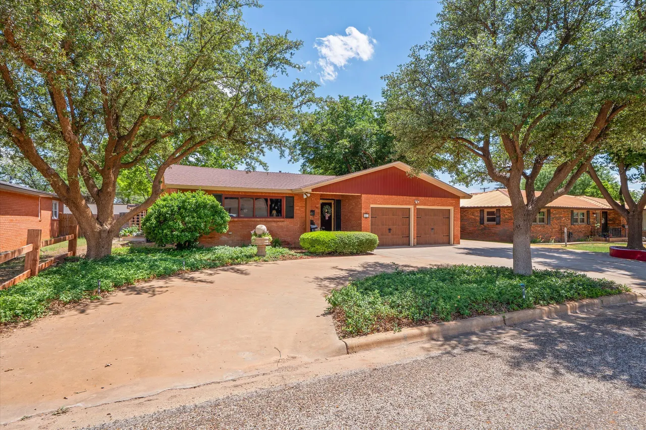 Front exterior — 607 N 18th Street, Lamesa, TX 79331