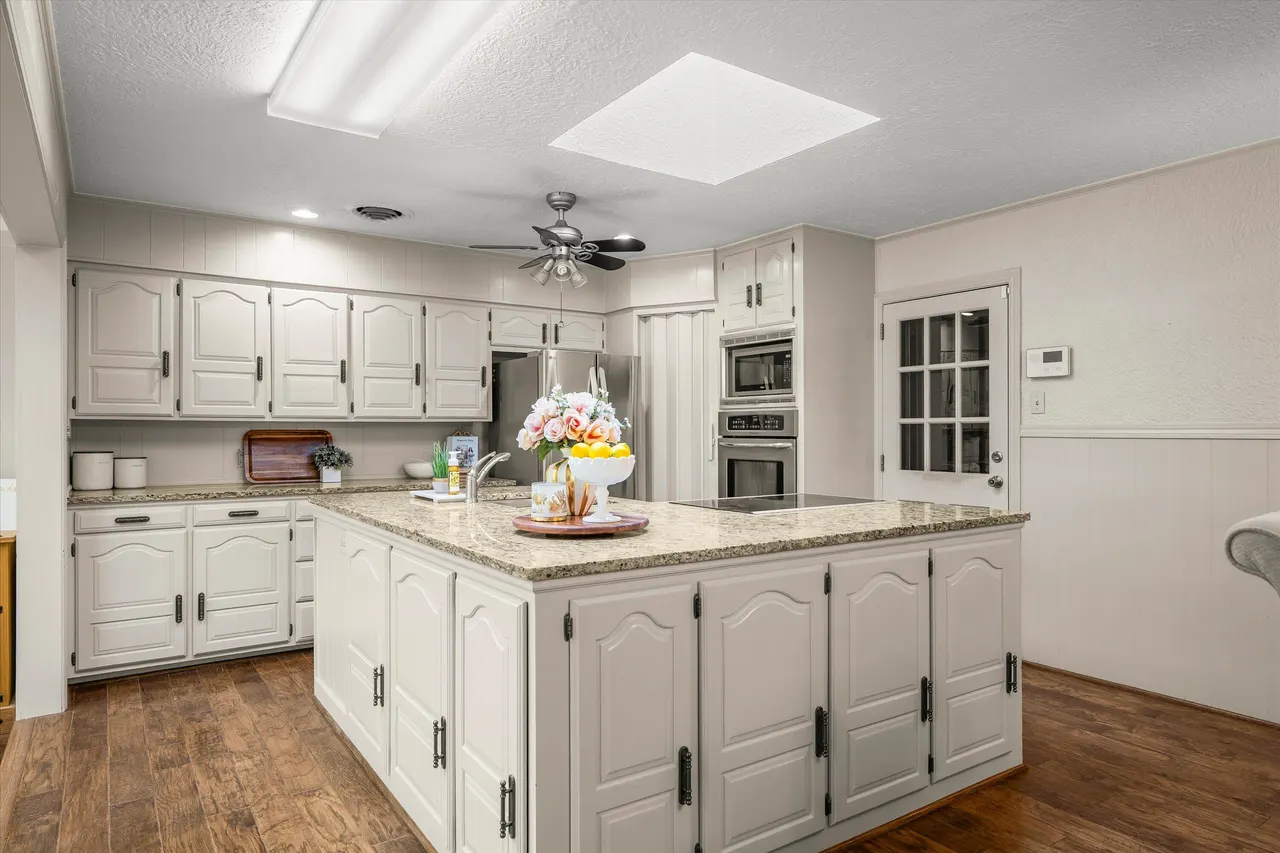 Photo 11 — 607 N 18th Street, Lamesa, TX 79331