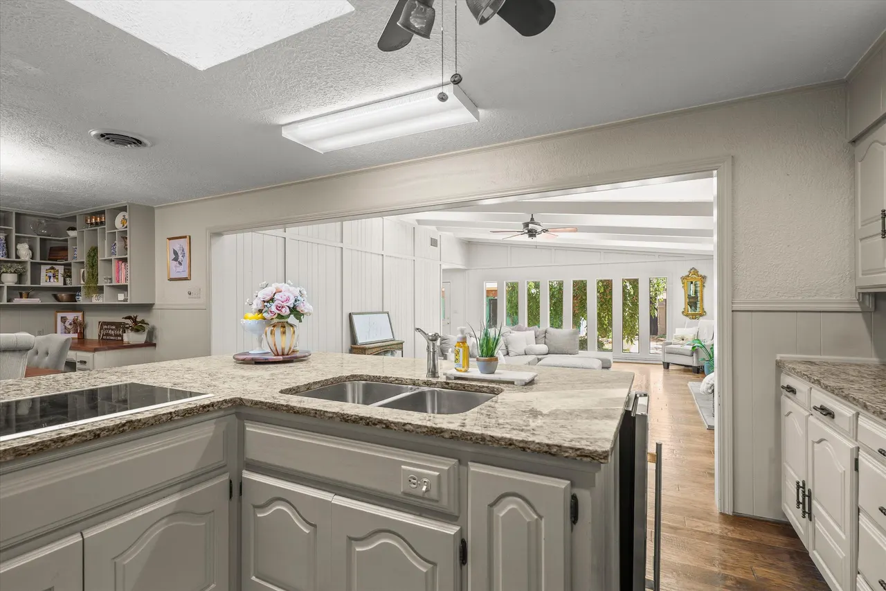 Photo 14 — 607 N 18th Street, Lamesa, TX 79331