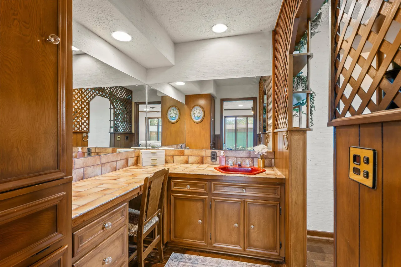 Photo 18 — 607 N 18th Street, Lamesa, TX 79331