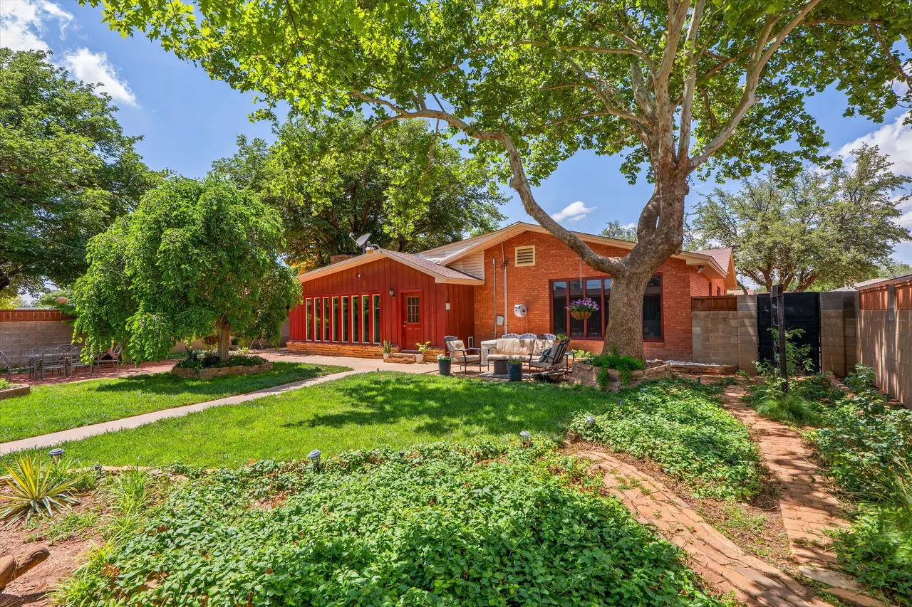 Photo 32 — 607 N 18th Street, Lamesa, TX 79331